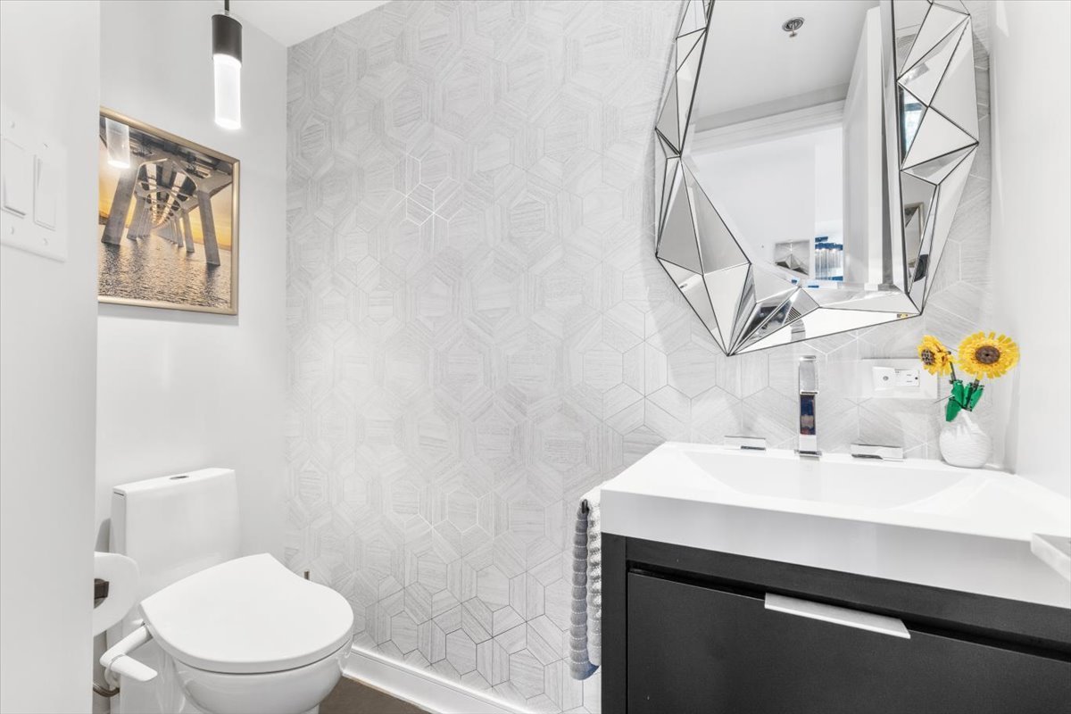 100 Rue du Séminaire #305  Montréal (Le Sud-Ouest) (Montréal)