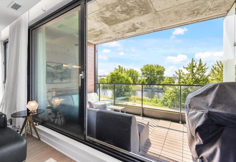 100 Rue du Séminaire #305  Montréal (Le Sud-Ouest) (Montréal)