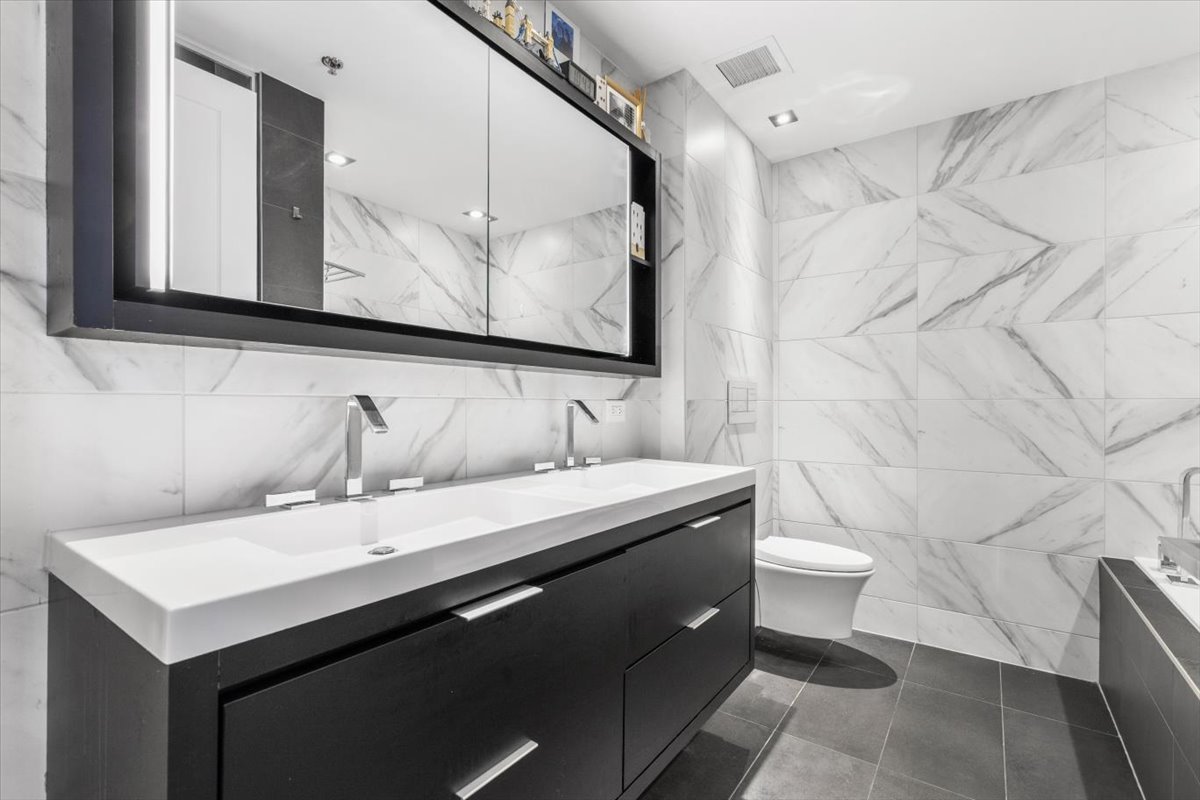 100 Rue du Séminaire #305  Montréal (Le Sud-Ouest) (Montréal)