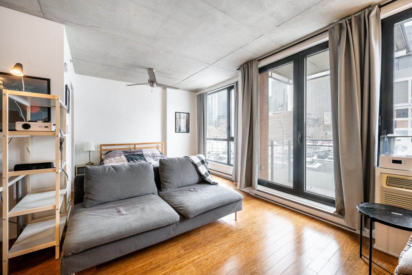 950 Rue Notre-Dame O. #305  Montréal (Le Sud-Ouest) (Montréal)