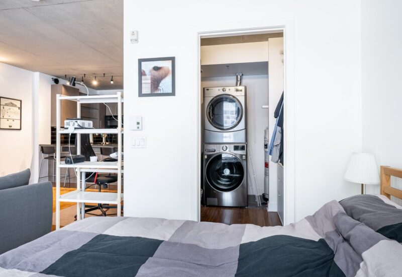 950 Rue Notre-Dame O. #305  Montréal (Le Sud-Ouest) (Montréal)