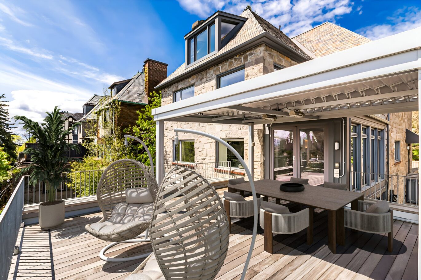 54 Ch. St-Sulpice  Westmount (Montréal)