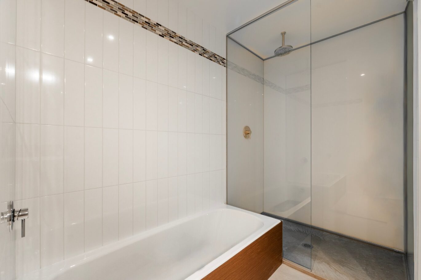 445 Av. Viger O. #906  Montréal (Ville-Marie) (Montréal)