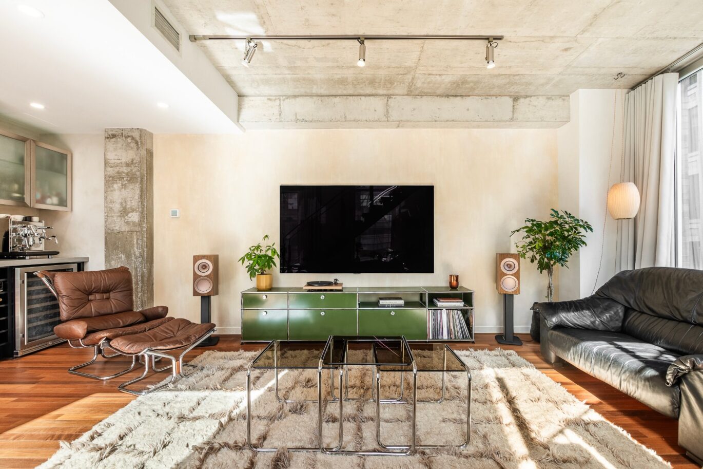 445 Av. Viger O. #906  Montréal (Ville-Marie) (Montréal)