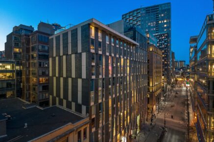 445 Av. Viger O. #906  Montréal (Ville-Marie) (Montréal)