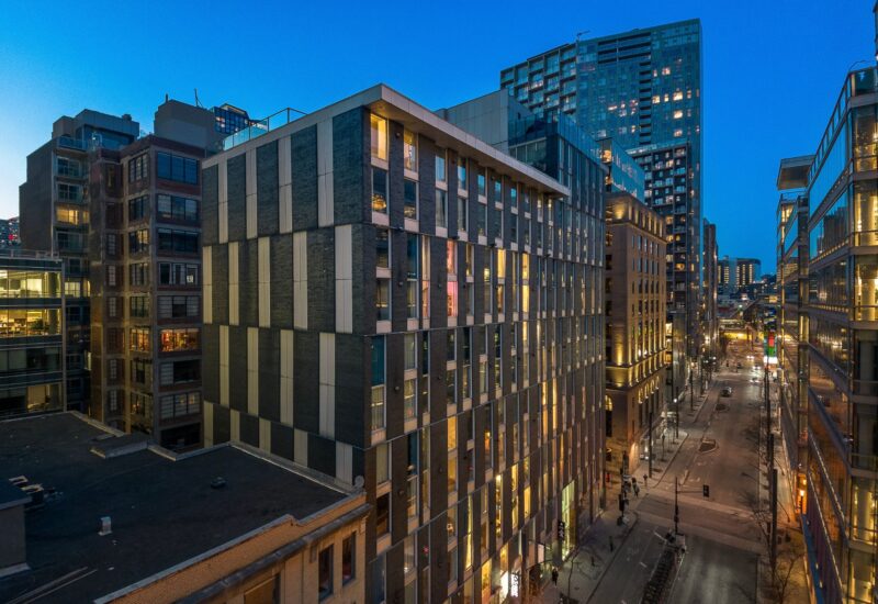 445 Av. Viger O. #906  Montréal (Ville-Marie) (Montréal)