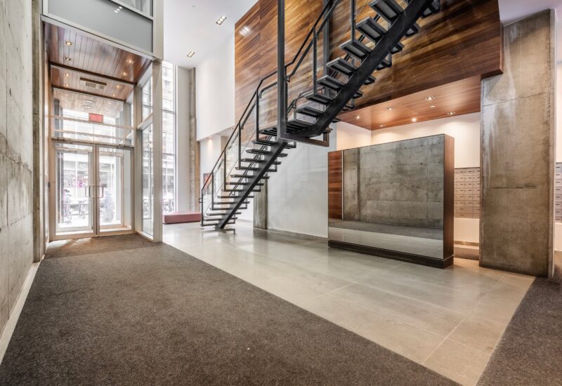 445 Av. Viger O. #906  Montréal (Ville-Marie) (Montréal)