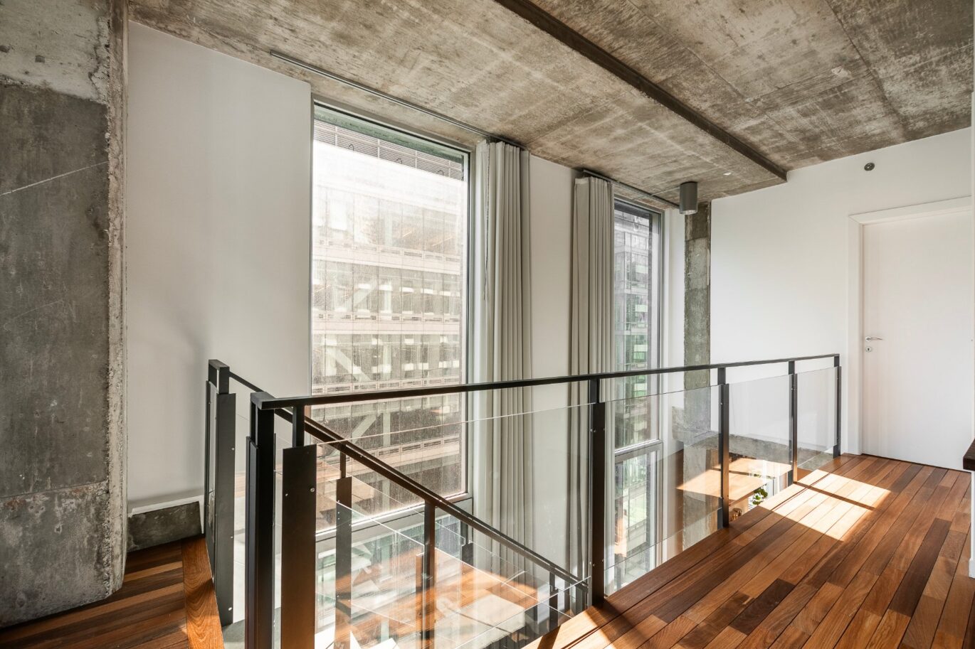 445 Av. Viger O. #906  Montréal (Ville-Marie) (Montréal)