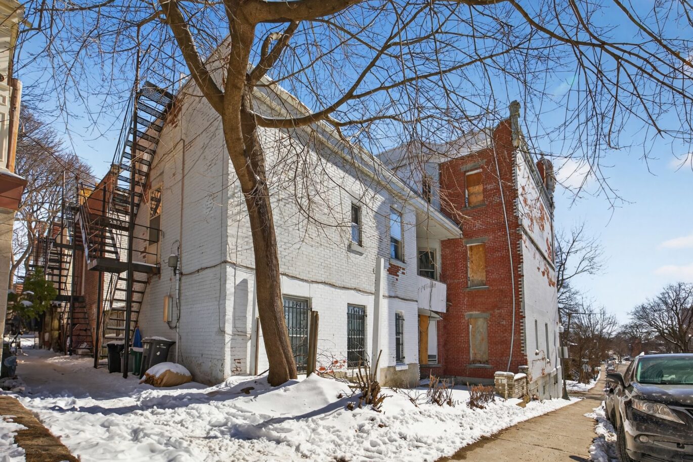 37 – 39 Av. Chesterfield  Westmount (Montréal)