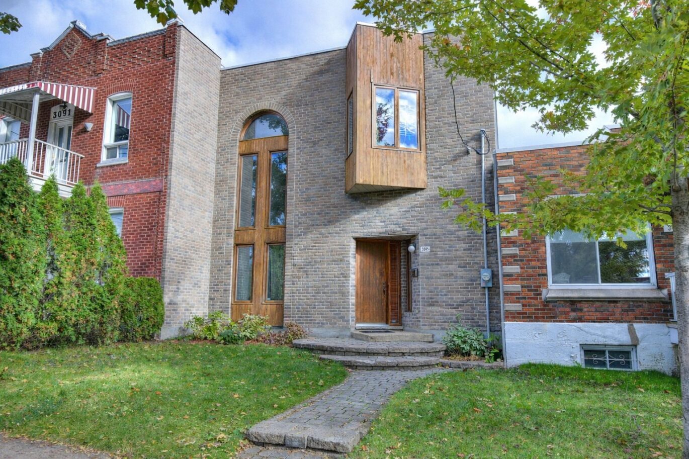 3085 Av. Mercier  Montréal (Mercier/Hochelaga-Maisonneuve) (Montréal)