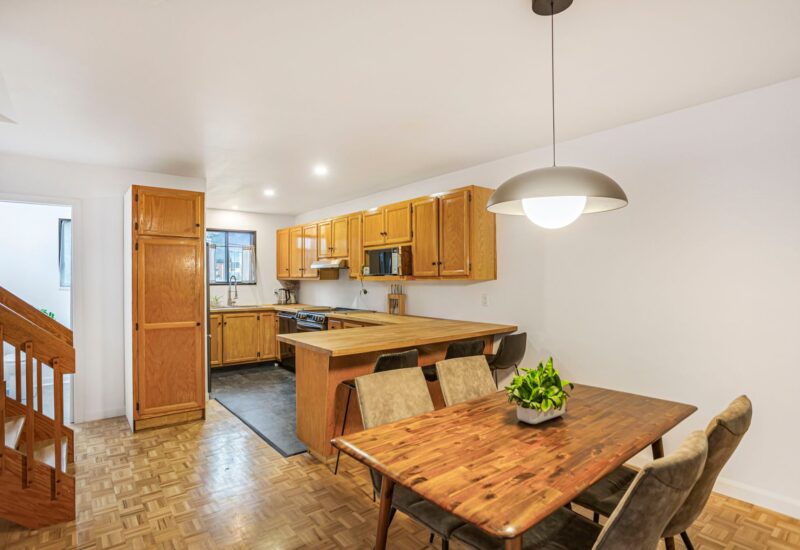 3085 Av. Mercier  Montréal (Mercier/Hochelaga-Maisonneuve) (Montréal)