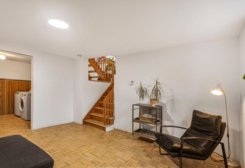 3085 Av. Mercier  Montréal (Mercier/Hochelaga-Maisonneuve) (Montréal)
