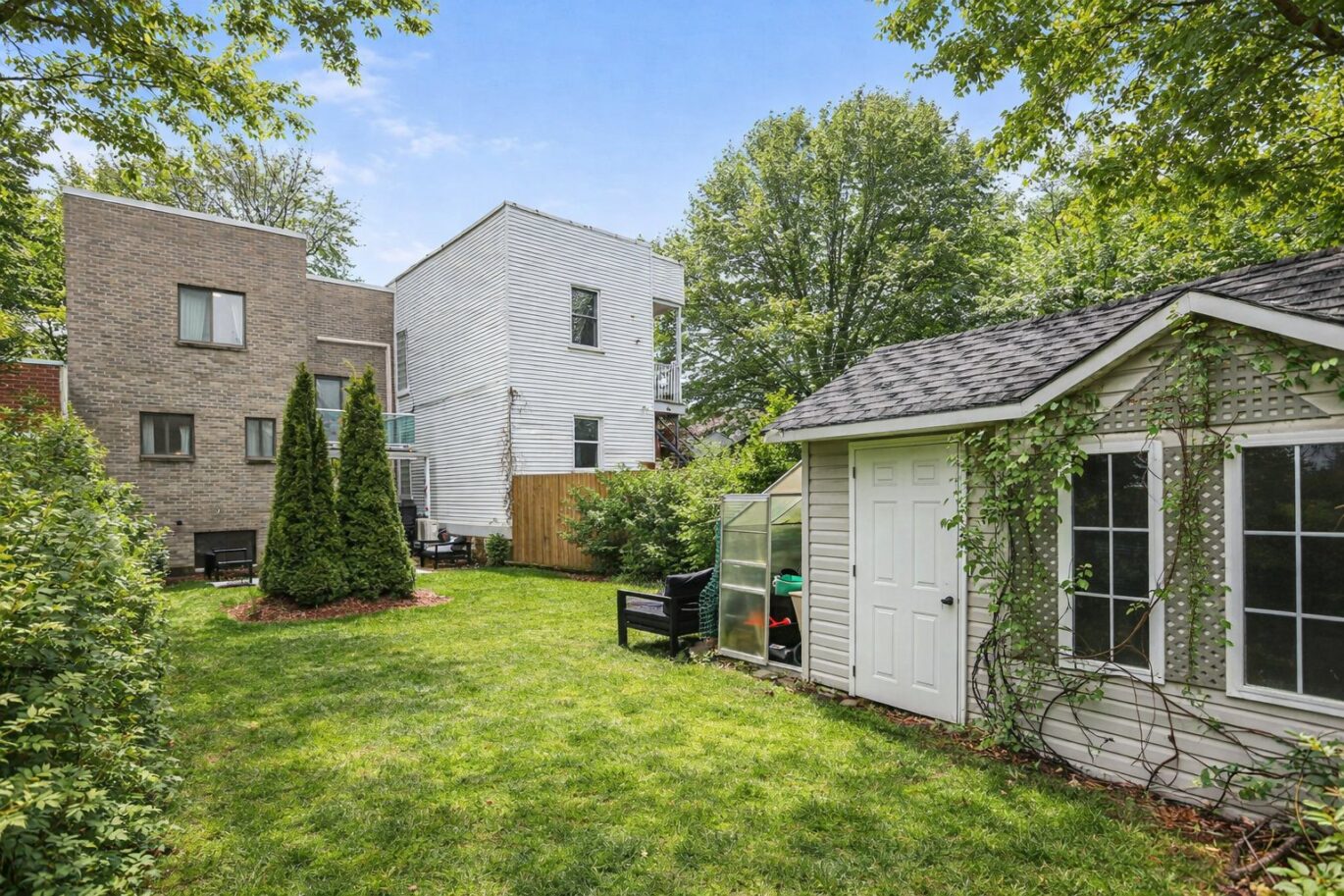 3085 Av. Mercier  Montréal (Mercier/Hochelaga-Maisonneuve) (Montréal)