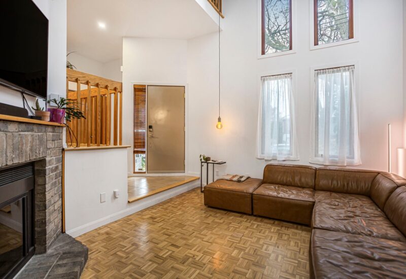 3085 Av. Mercier  Montréal (Mercier/Hochelaga-Maisonneuve) (Montréal)