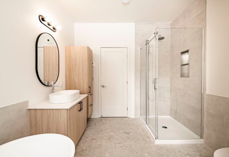 917 – 919 Ch. de la Rivière  Val-David (Laurentides)