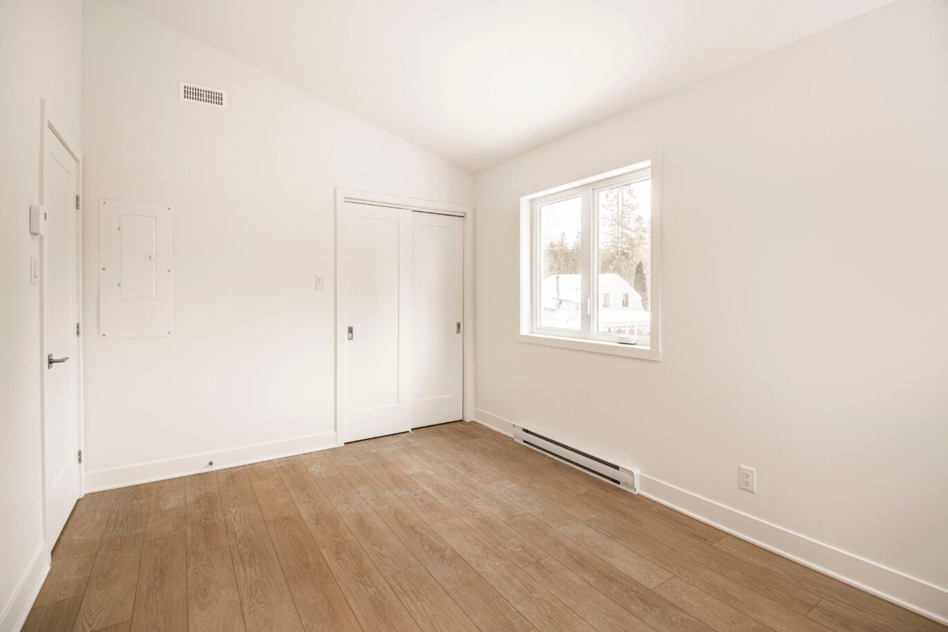 917 – 919 Ch. de la Rivière  Val-David (Laurentides)