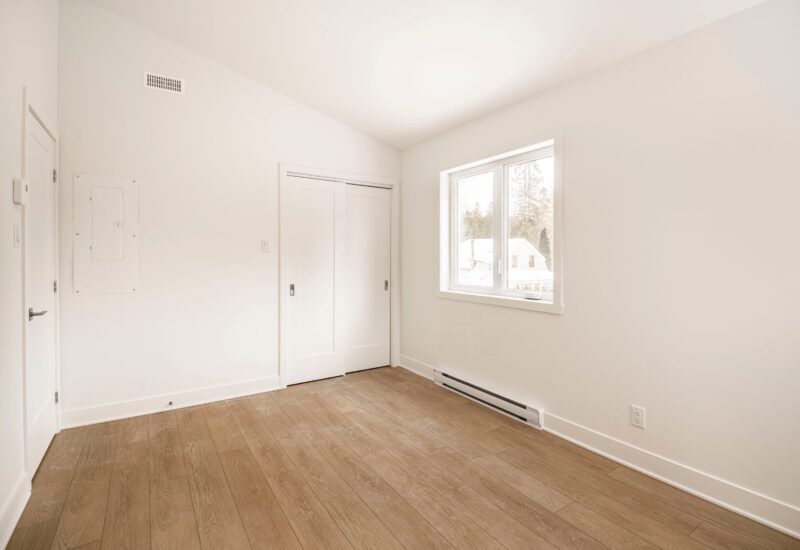 917 – 919 Ch. de la Rivière  Val-David (Laurentides)