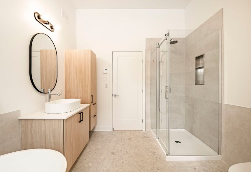 917 – 919 Ch. de la Rivière  Val-David (Laurentides)