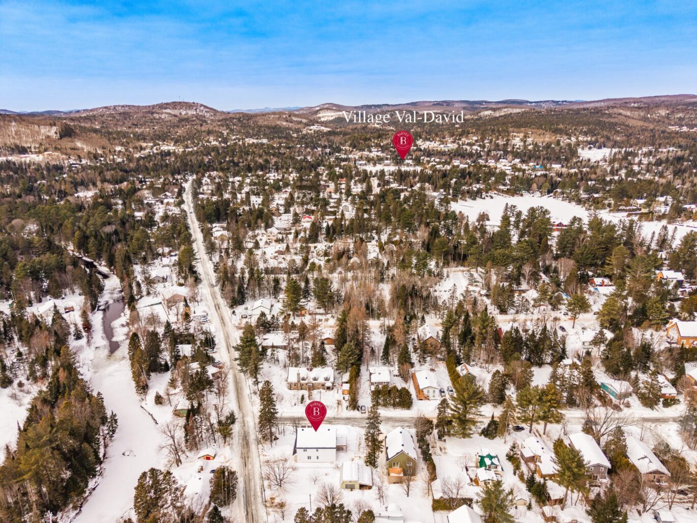 917 – 919 Ch. de la Rivière  Val-David (Laurentides)