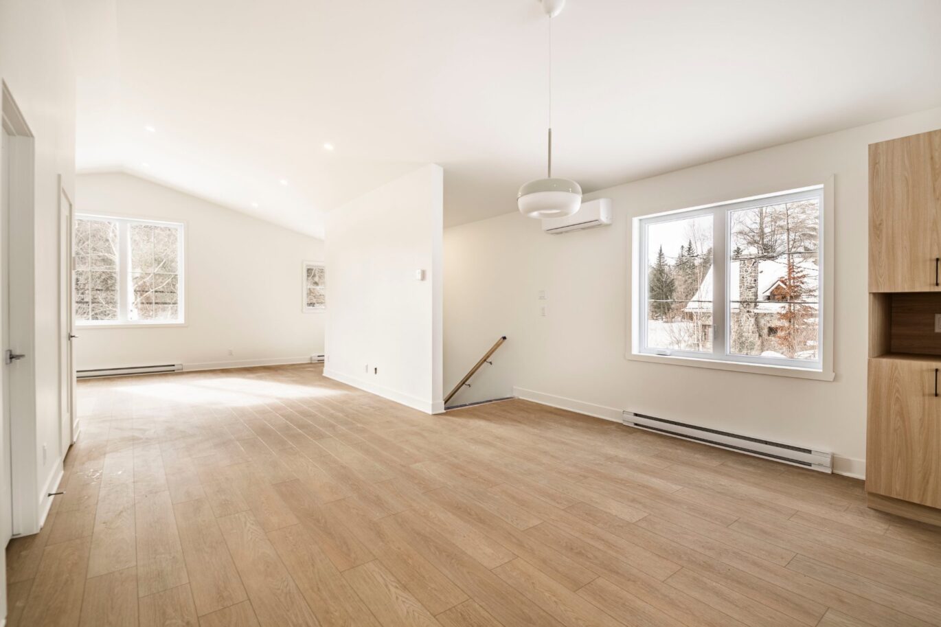 917 – 919 Ch. de la Rivière  Val-David (Laurentides)