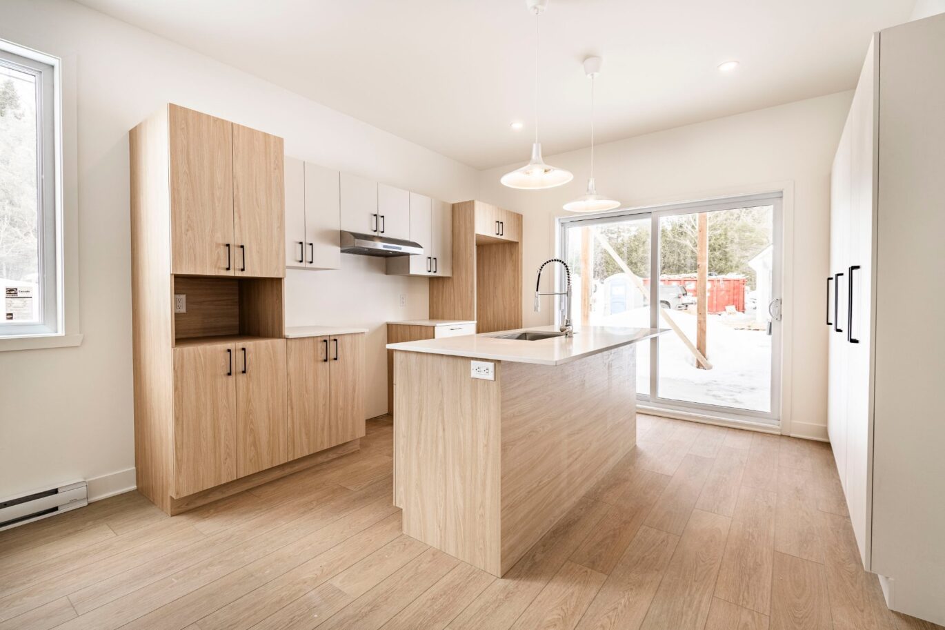 917 – 919 Ch. de la Rivière  Val-David (Laurentides)