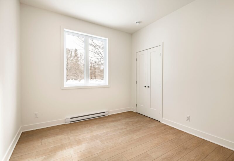 917 – 919 Ch. de la Rivière  Val-David (Laurentides)