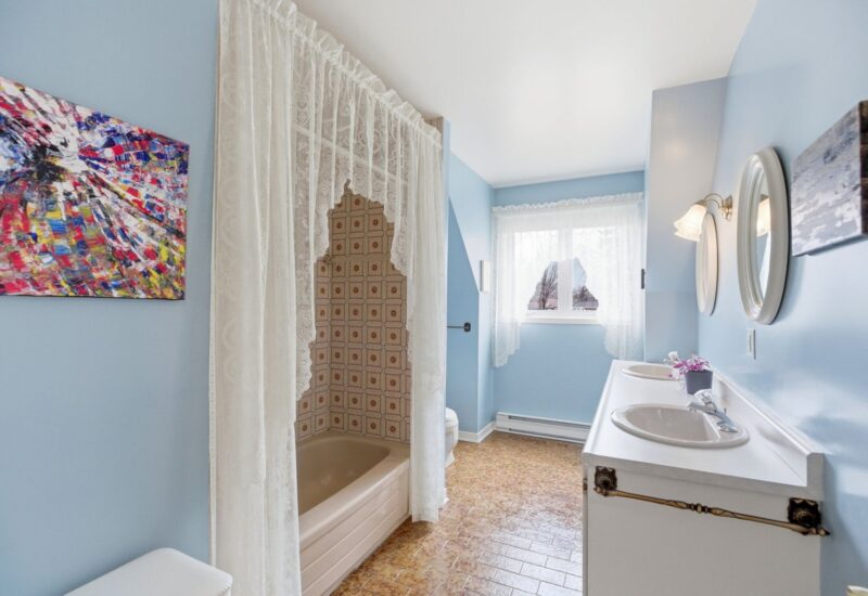 1089 Rue Frémont  Longueuil (Le Vieux-Longueuil) (Montérégie)