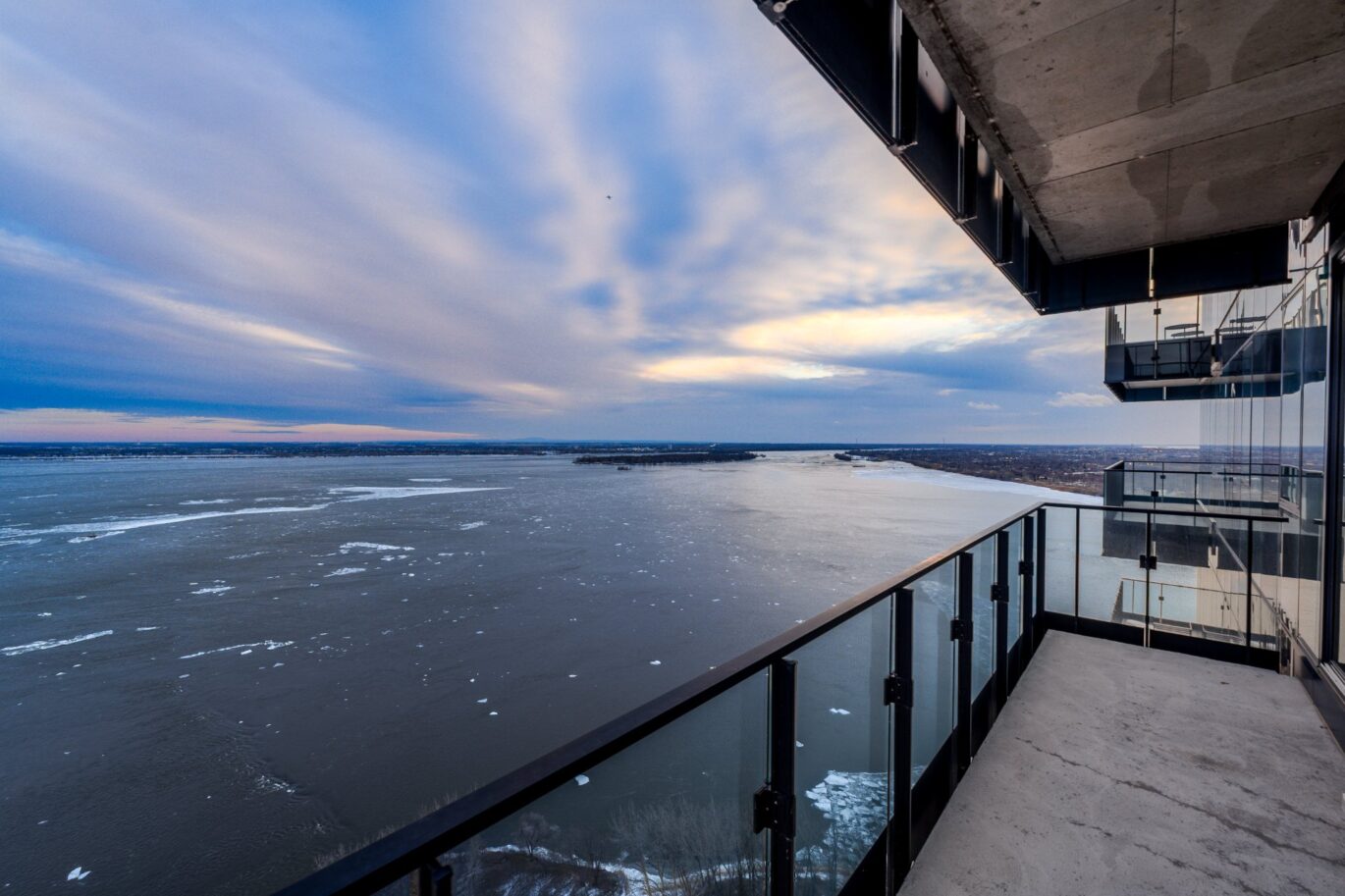 1000 Rue André-Prévost #3303  Montréal (Verdun/Île-des-Sœurs) (Montréal)