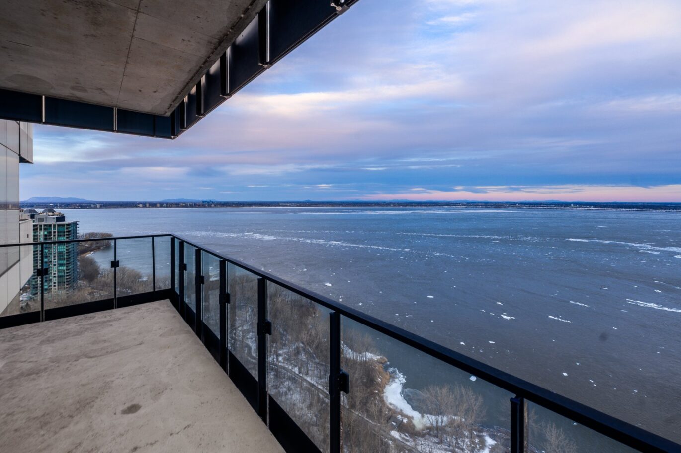 1000 Rue André-Prévost #3303  Montréal (Verdun/Île-des-Sœurs) (Montréal)