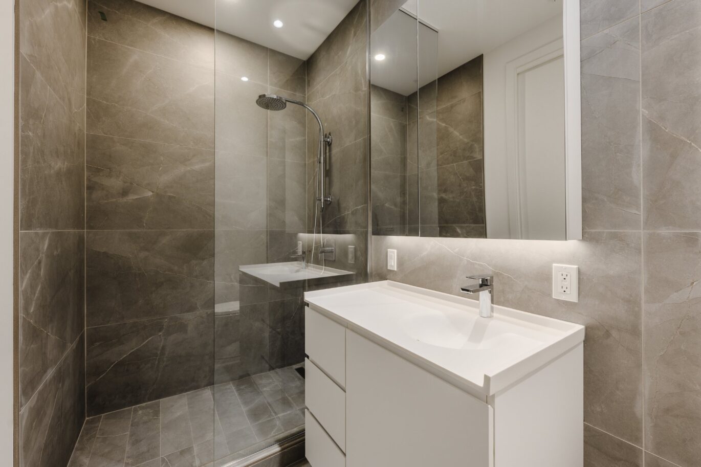 1000 Rue André-Prévost #3303  Montréal (Verdun/Île-des-Sœurs) (Montréal)