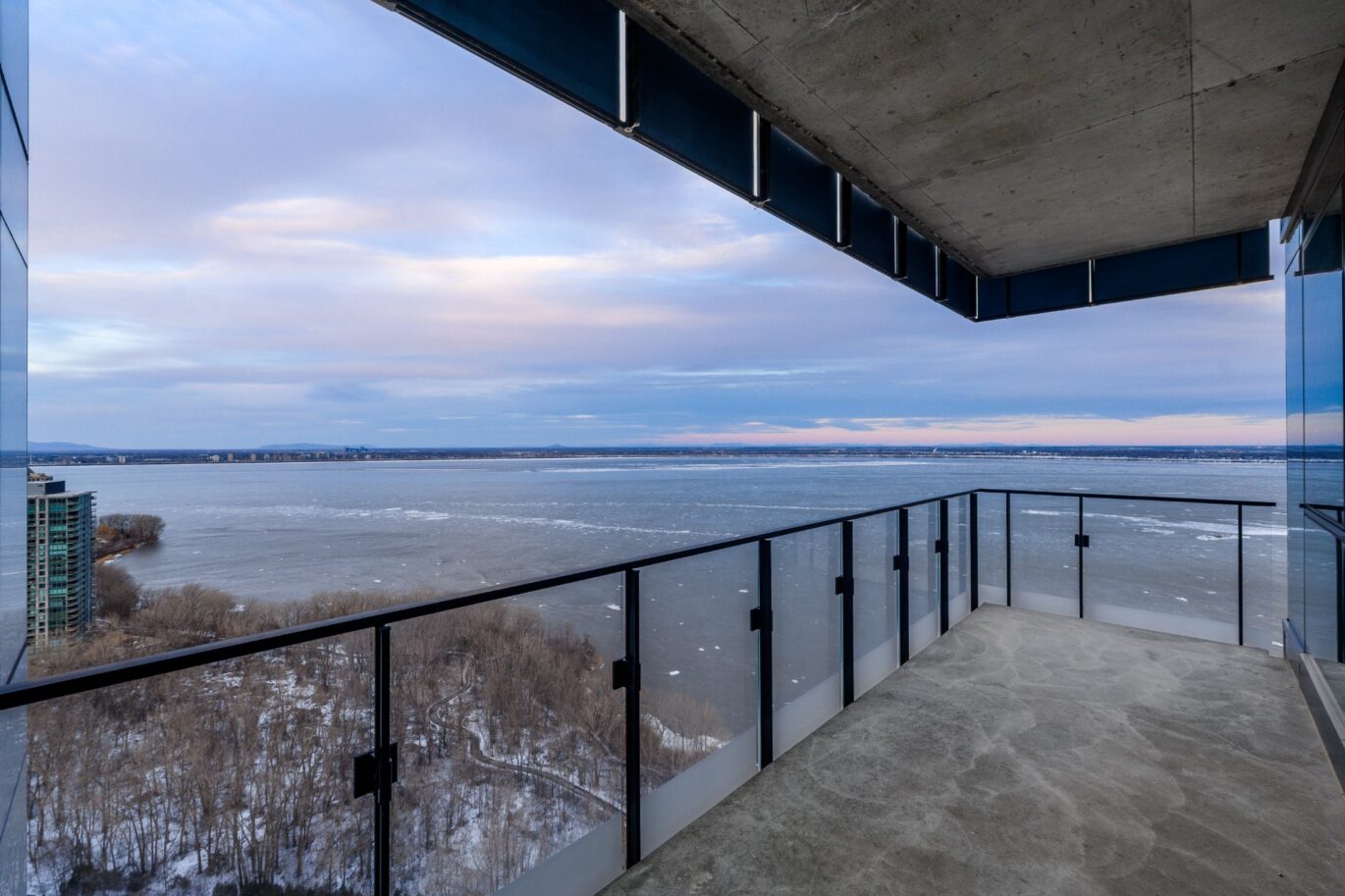 1000 Rue André-Prévost #3303  Montréal (Verdun/Île-des-Sœurs) (Montréal)