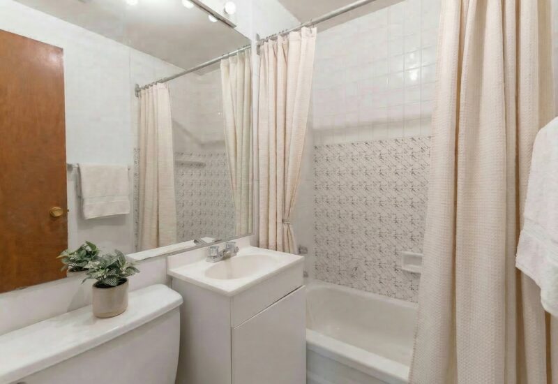 62 – 64 Rue Holtham  Hampstead (Montréal)