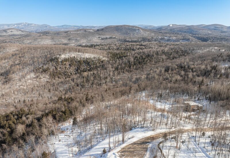 Ch. des Gros-Becs  Mont-Blanc (Laurentides)