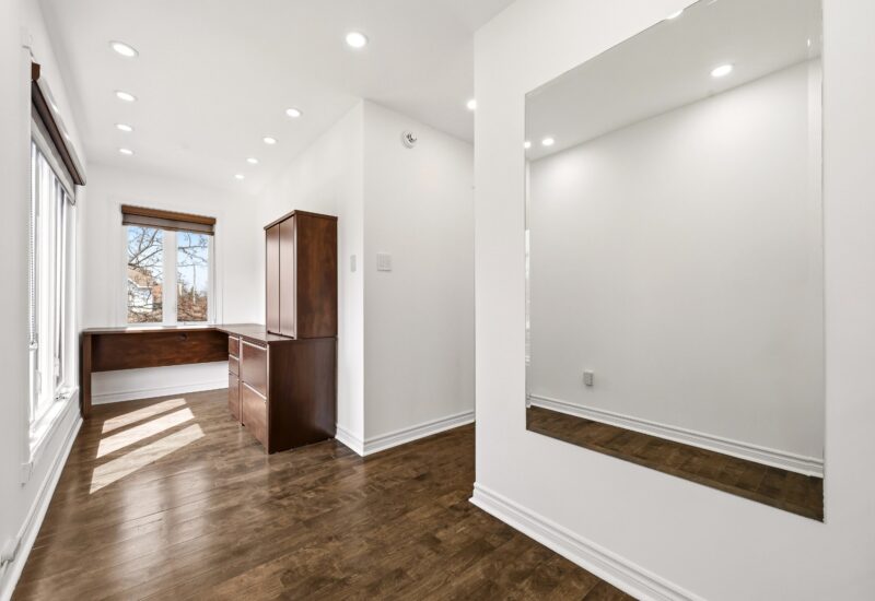 2645 Rue des Pintades  Laval (Sainte-Rose) (Laval)