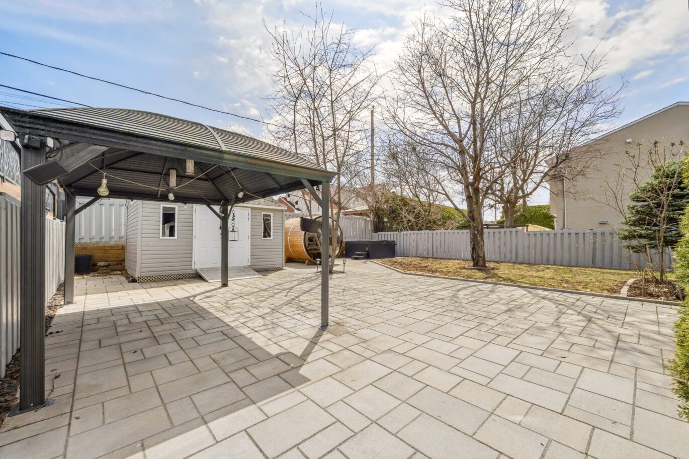 2645 Rue des Pintades  Laval (Sainte-Rose) (Laval)