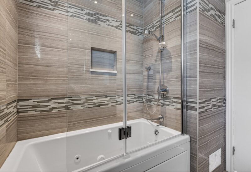 5731 Av. Blossom  Côte-Saint-Luc (Montréal)