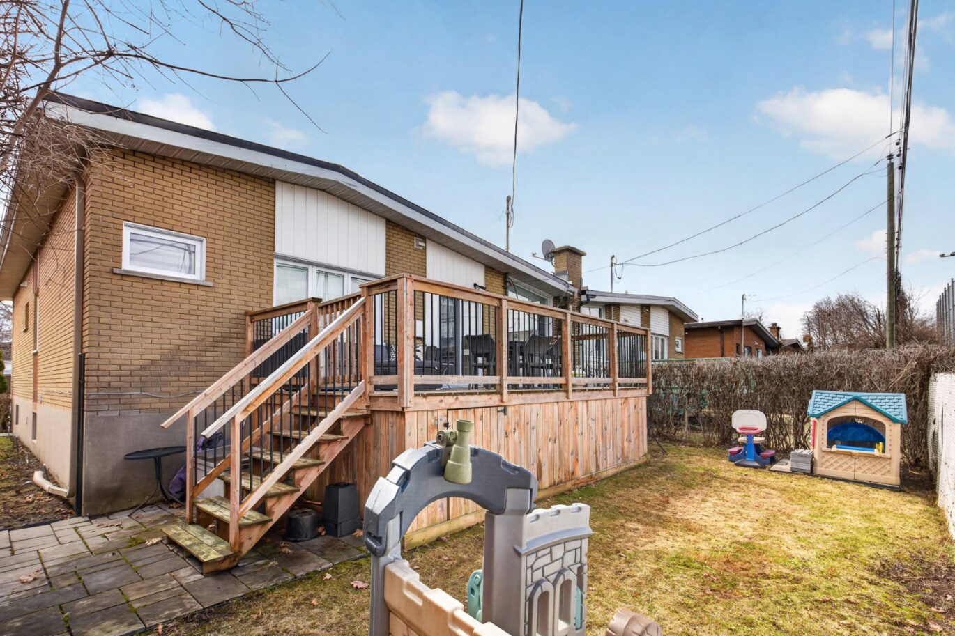 5731 Av. Blossom  Côte-Saint-Luc (Montréal)