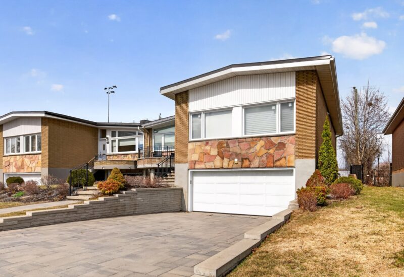 5731 Av. Blossom  Côte-Saint-Luc (Montréal)