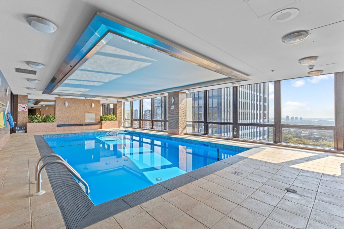 2 Rue Westmount-Square #601  Westmount (Montréal)