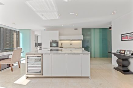 2 Rue Westmount-Square #601  Westmount (Montréal)