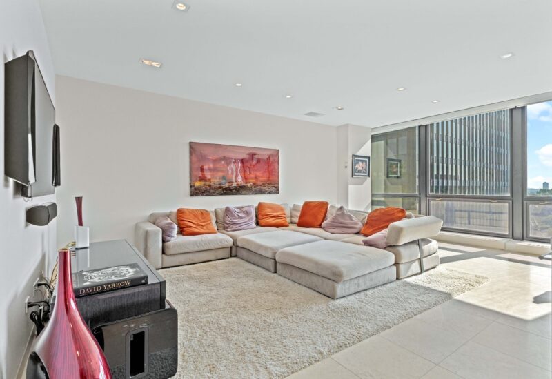 2 Rue Westmount-Square #601  Westmount (Montréal)