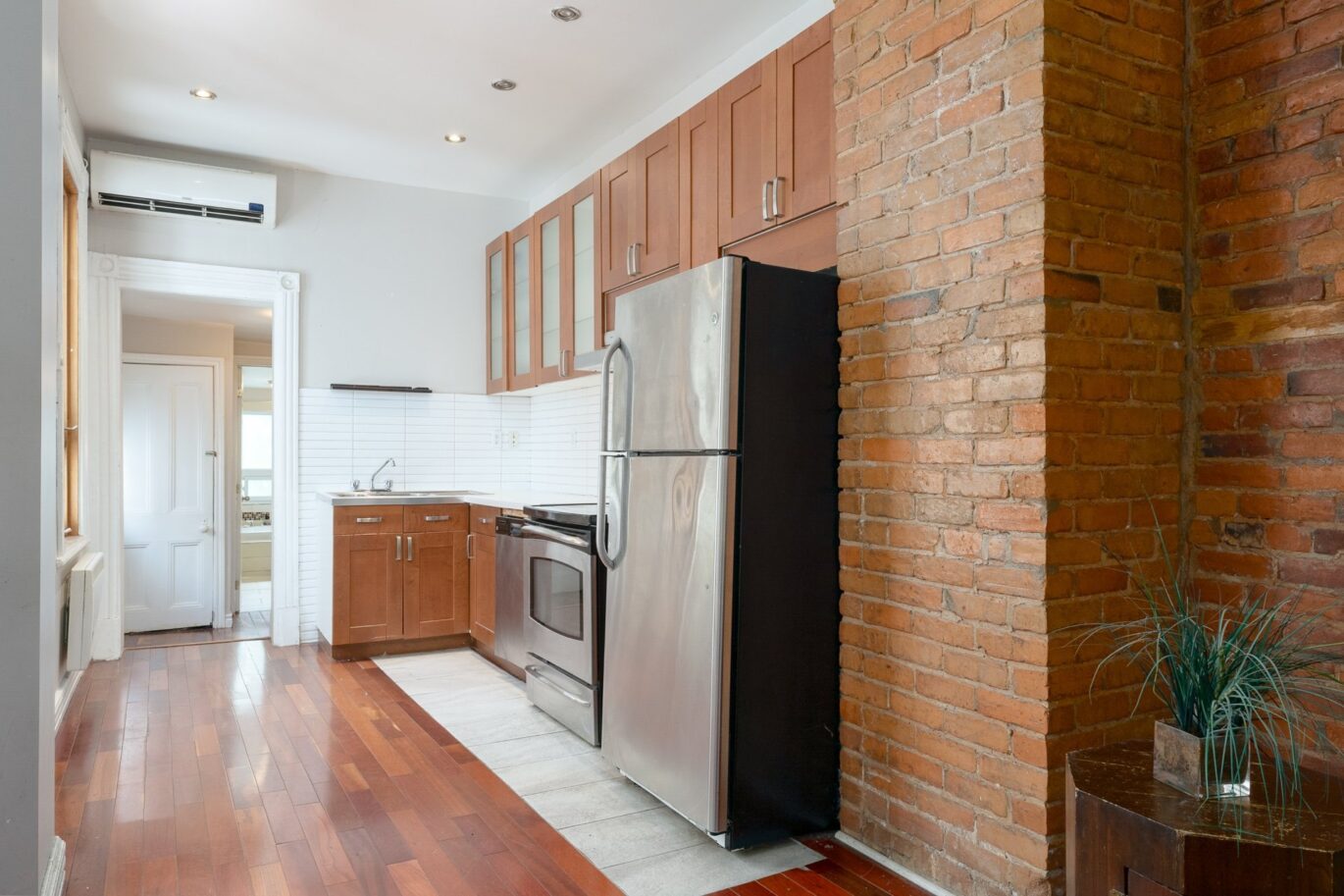 4250 – 4252 Rue Berri  Montréal (Le Plateau-Mont-Royal) (Montréal)