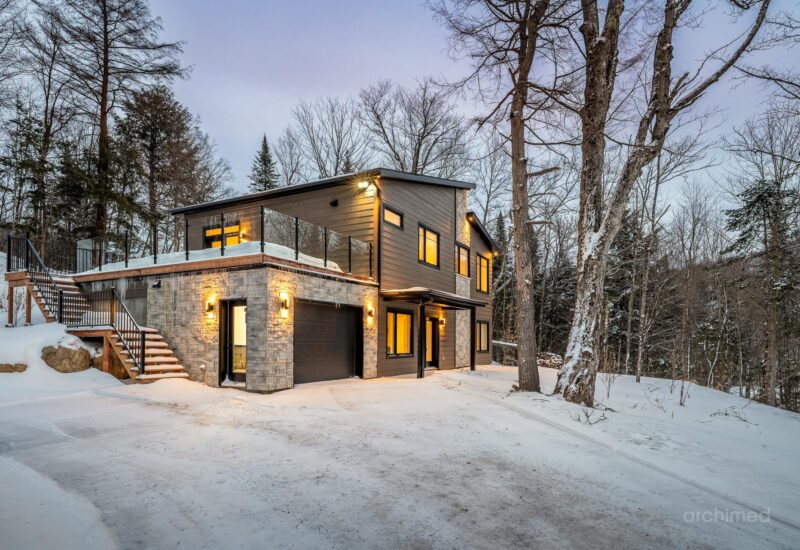 85 Ch. des Faucons  Mont-Blanc (Laurentides)