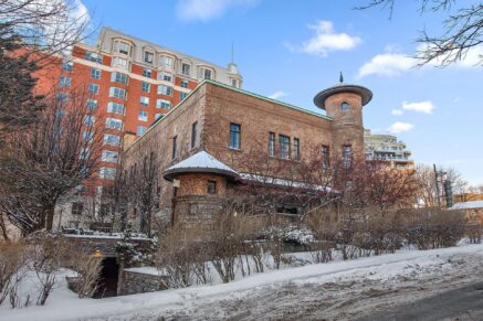 680 Av. Victoria  Westmount (Montréal)