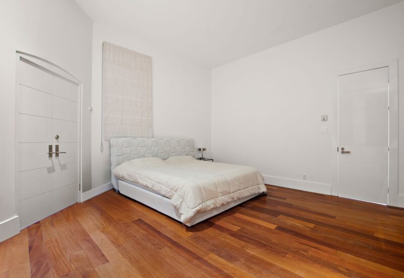 680 Av. Victoria  Westmount (Montréal)