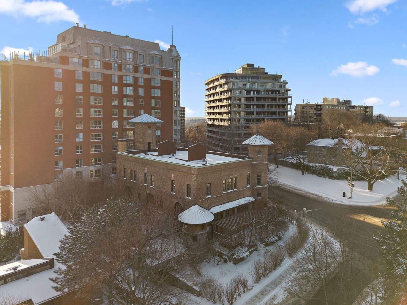 680 Av. Victoria  Westmount (Montréal)