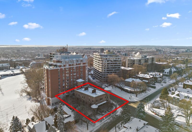 680 Av. Victoria  Westmount (Montréal)