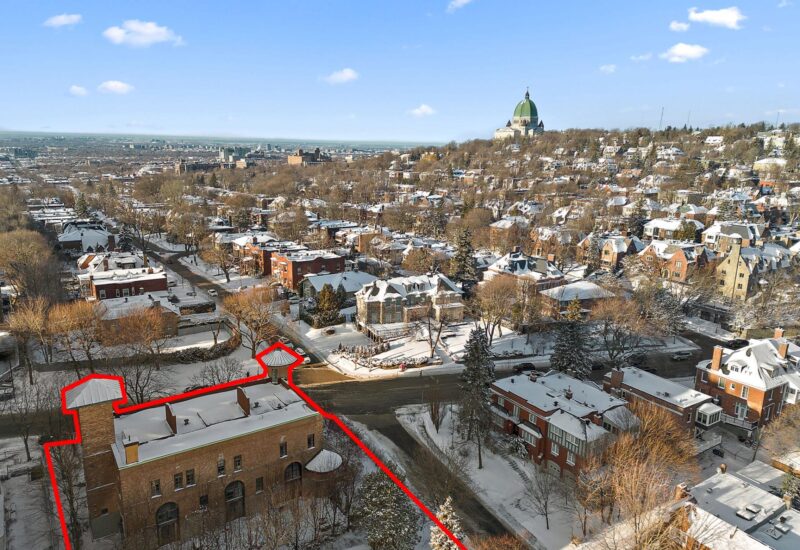 680 Av. Victoria  Westmount (Montréal)