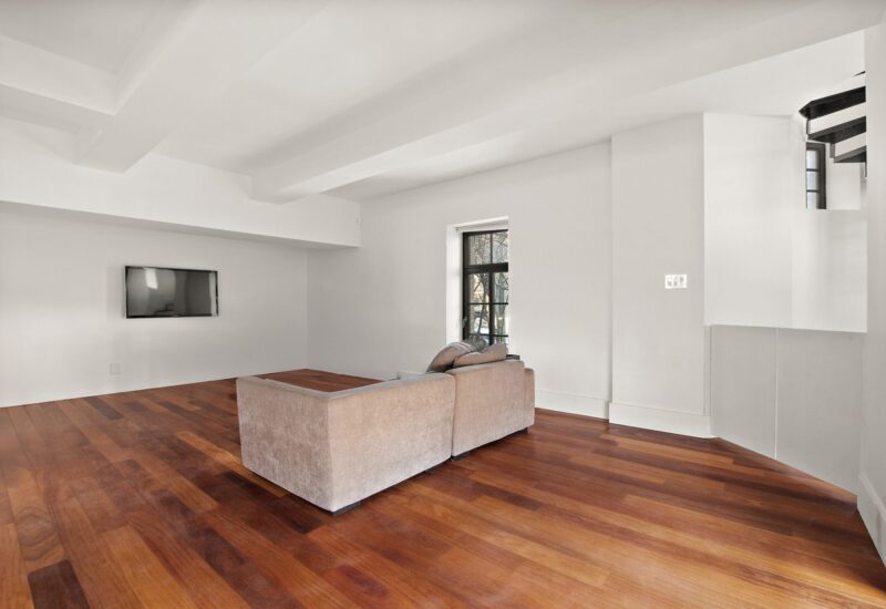 680 Av. Victoria  Westmount (Montréal)