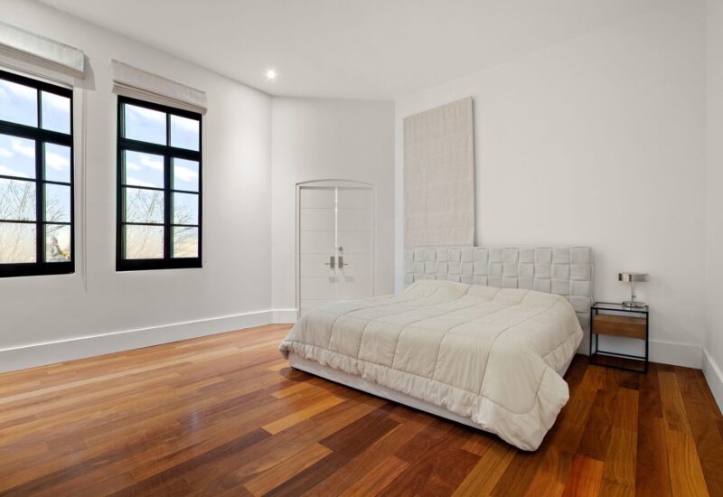 680 Av. Victoria  Westmount (Montréal)